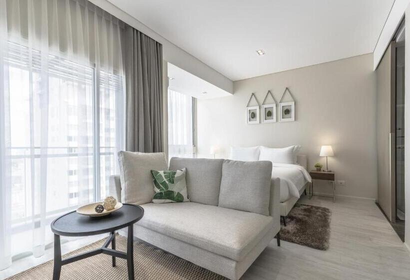 3 Bedroom Suite, Veranda Residence Pattaya Pool Villa