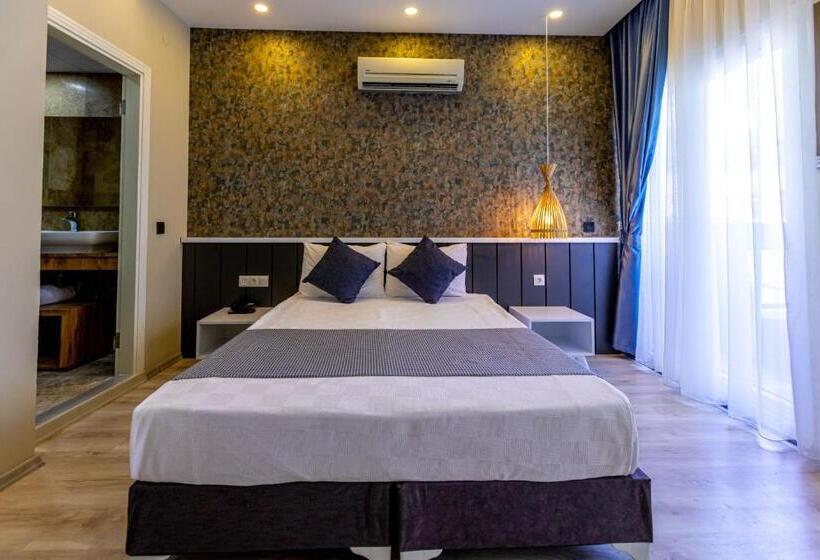 اتاق لوکس با بالکن, Der Inn Hotel Konyaaltı