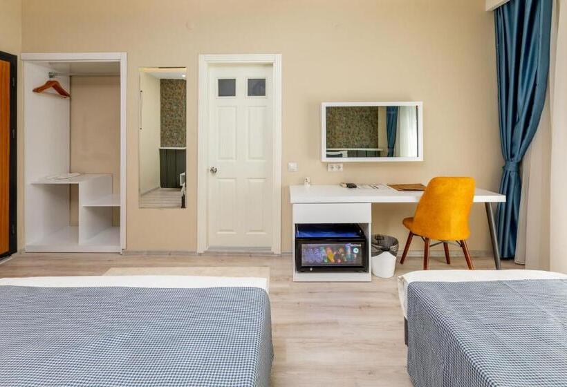 اتاق استاندارد سه نفره, Der Inn Hotel Konyaaltı