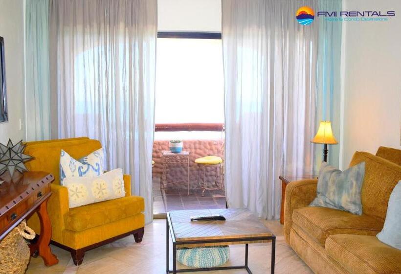 آپارتمان 3 خوابه با چشم‌انداز دریا, Marina Pinacate C 501