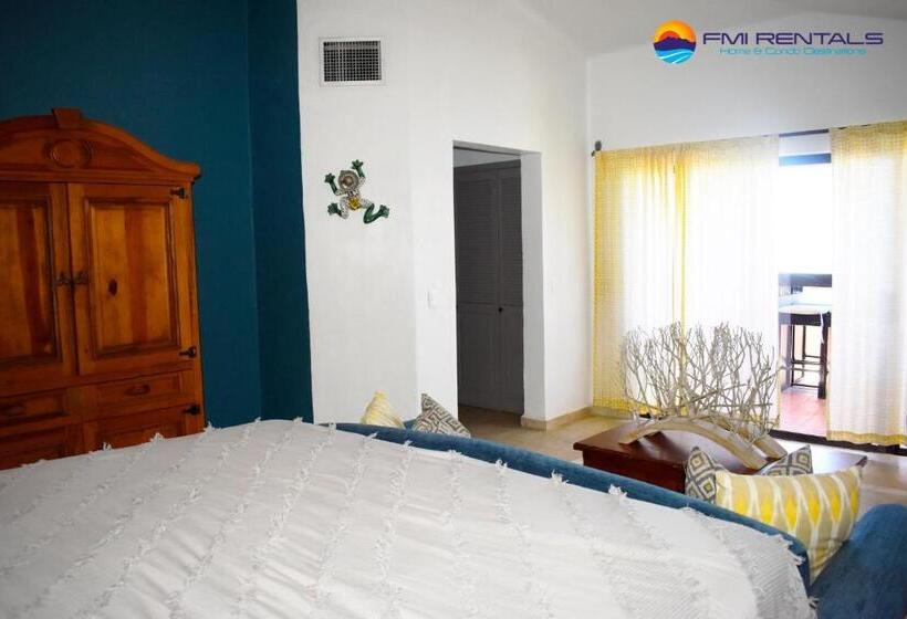 آپارتمان 3 خوابه با چشم‌انداز دریا, Marina Pinacate C 501