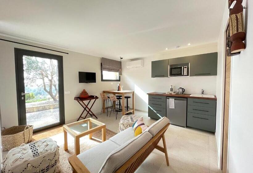Люкс Deluxe Вид на Море, Maison Chaban Sanary Sur Mer
