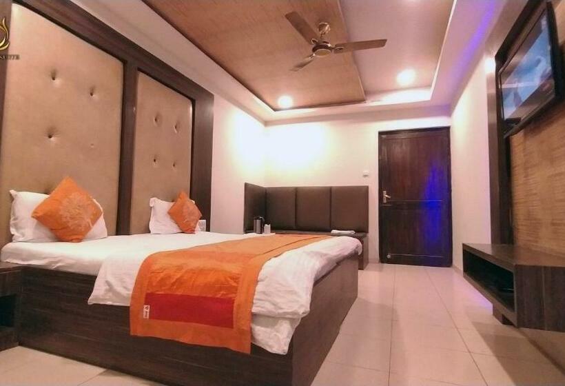 اتاق استاندارد با تخت بزرگ, Gagan Suite