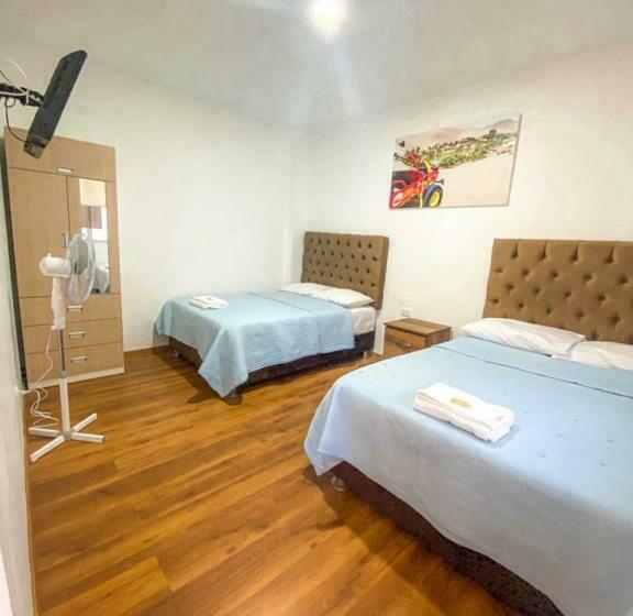 اتاق لوکس, Nakua Paracas Lodge