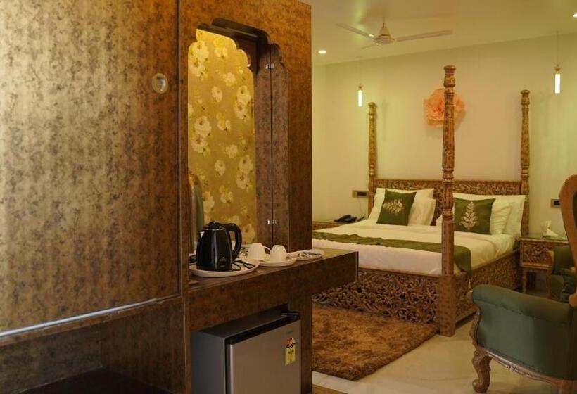 اتاق استاندارد با تخت بزرگ, Sahebs Castle Mcleodganj