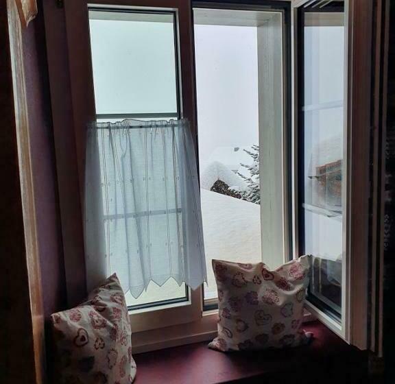 带共用浴室的标准房间, Nostalgie Bed & Breakfast Chrämerhus
