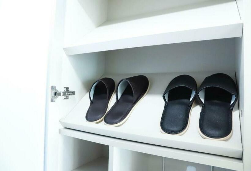 اتاق لوکس با بالکن و چشم‌انداز دریا, Shine Hotel Incheon Airport