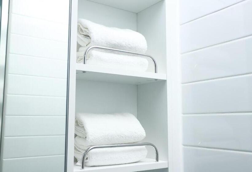 اتاق استاندارد با بالکن, Shine Hotel Incheon Airport