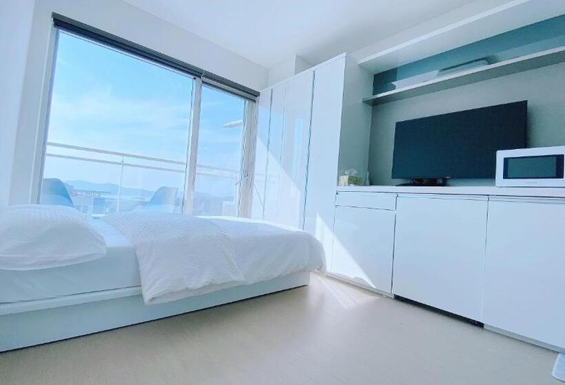 اتاق استاندارد با بالکن, Shine Hotel Incheon Airport