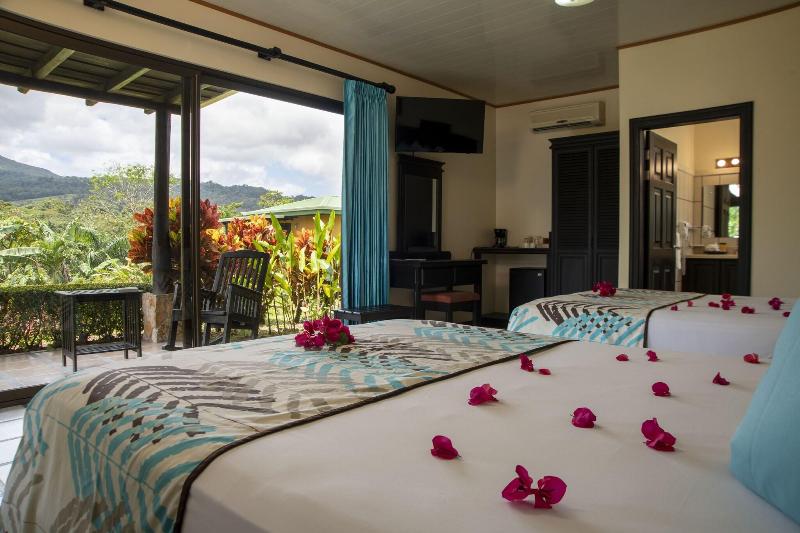 سوییت جونیور, Arenal Manoa Resort & Hot Springs