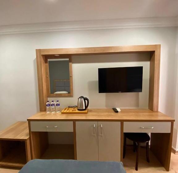 اتاق استاندارد سه نفره, Kafkas Hotel Istanbul