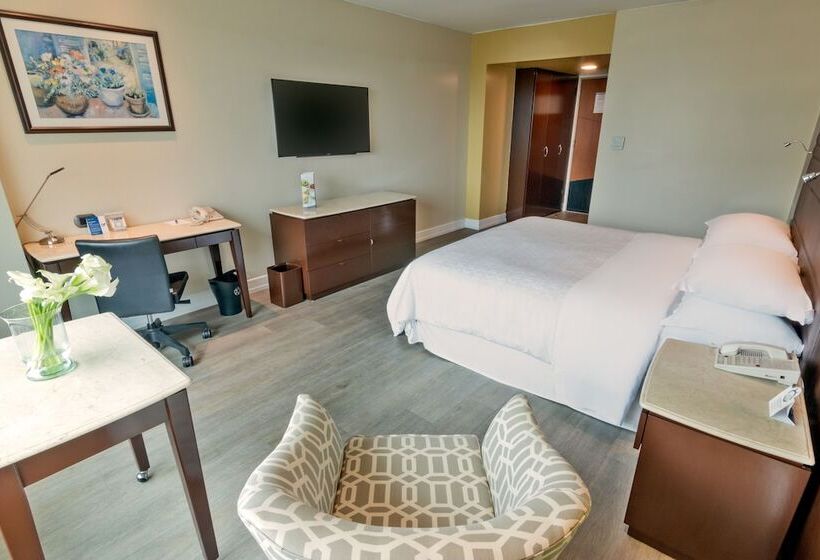 Номер Клуб, Sheraton Guayaquil