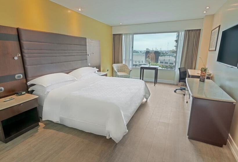 Номер Superior Вид на Город, Sheraton Guayaquil