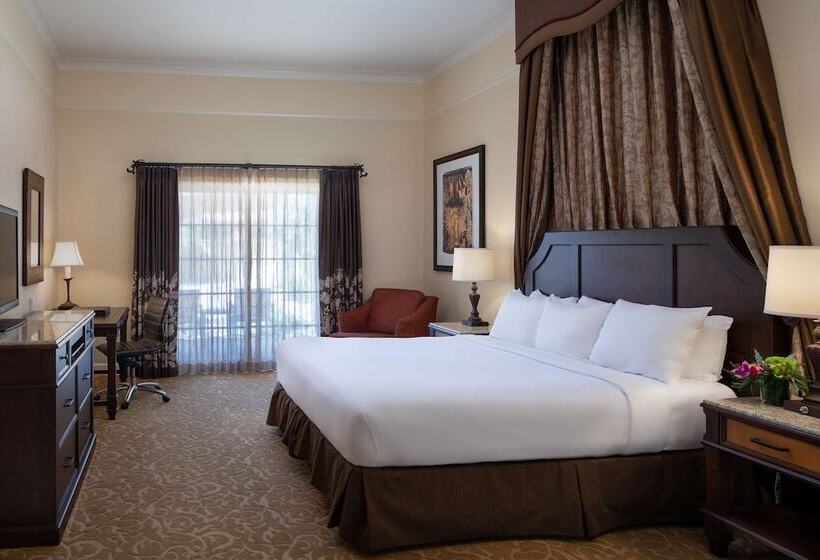 سوییت, The Meritage Resort And Spa
