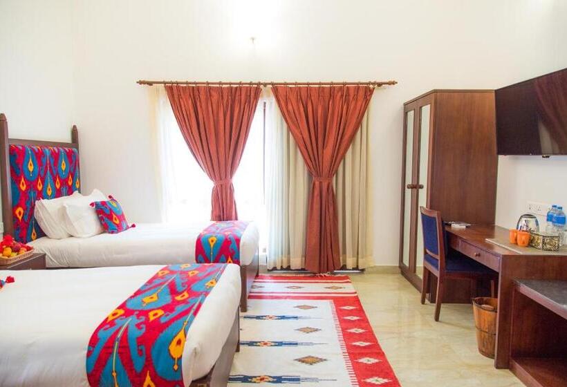 اتاق لوکس, Miraaya Wellness And Golf Resort