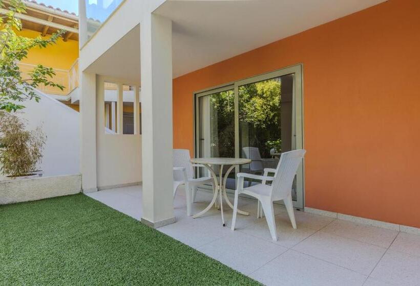 Номер Deluxe с Балконом, Sunrise Zante  Adults Only