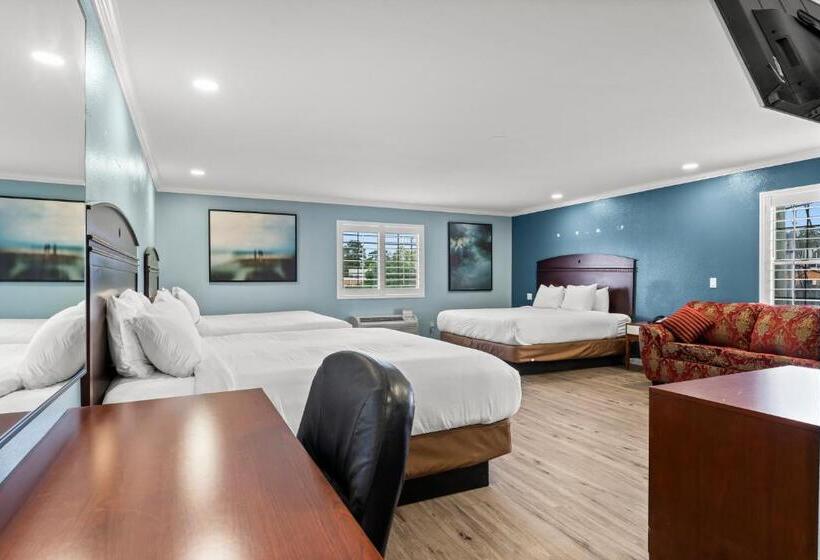 Люкс Superior, Executive Inn & Suites Magnolia
