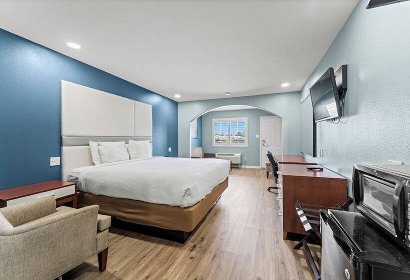 Номер Комфорт, Executive Inn & Suites Magnolia