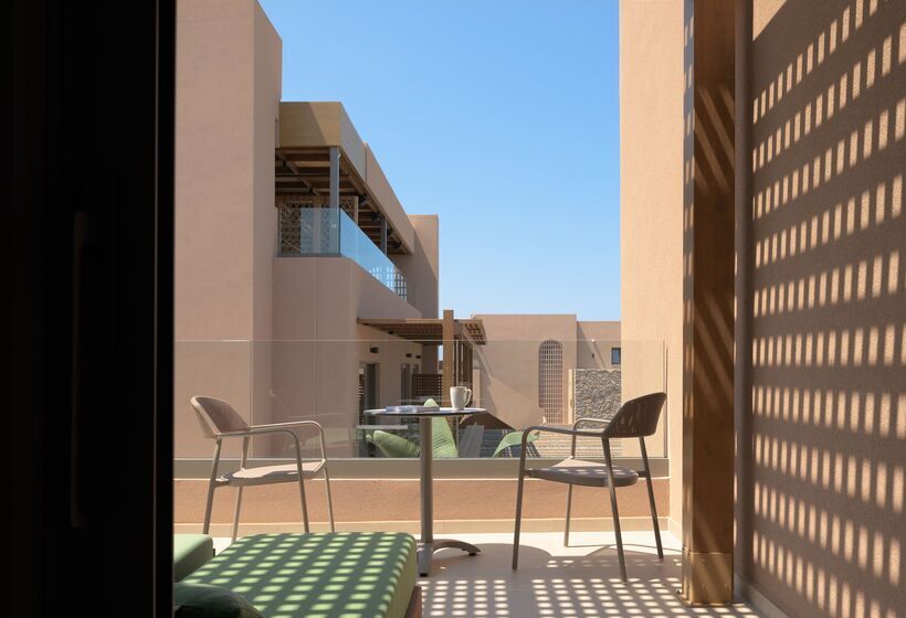 Номер Deluxe, Paralos Venus Suites Adults Only