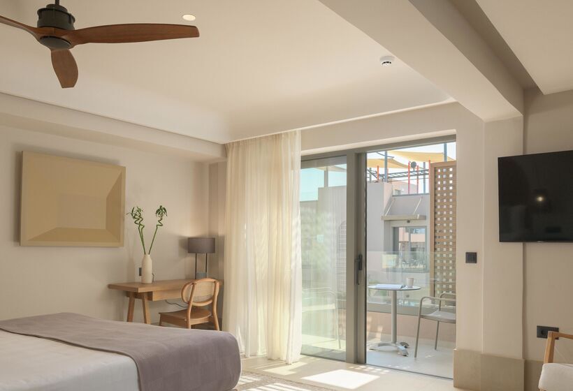 Полулюкс, Paralos Venus Suites Adults Only