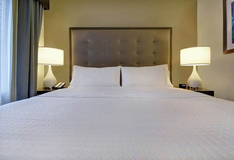 스탠다드 스튜디오 더블 침대, Homewood Suites By Hilton Edgewater