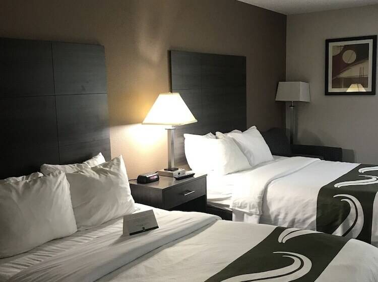 Номер Стандарт 2 Двуспальные Кровати, Quality Inn High Point  Archdale