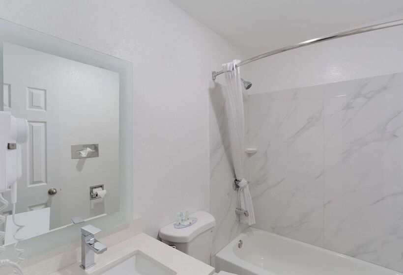 스탠다드 룸 더블 침대 2개, Quality Inn Redding Near I5