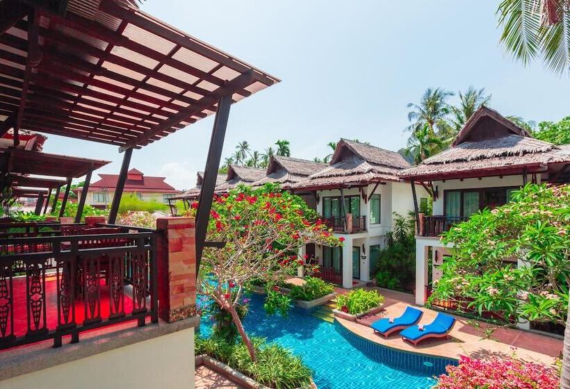 اتاق لوکس با چشم‌انداز استخر, Railay Village Resort