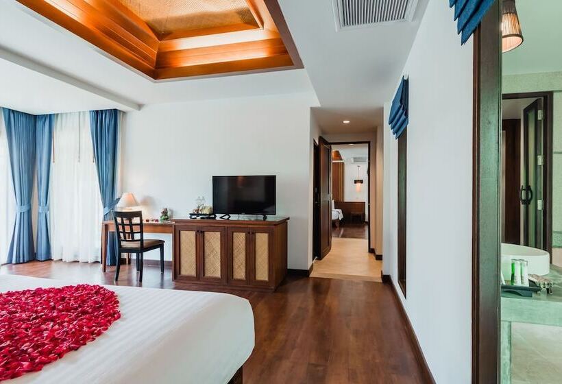 اتاق لوکس با چشم‌انداز استخر, Railay Village Resort
