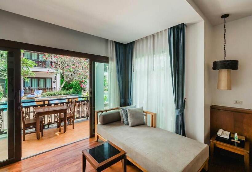 اتاق لوکس با چشم‌انداز استخر, Railay Village Resort
