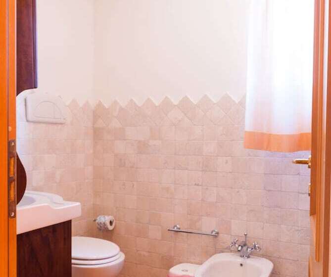 Апартаменты 1 Спальня, Villaggio Le Querce