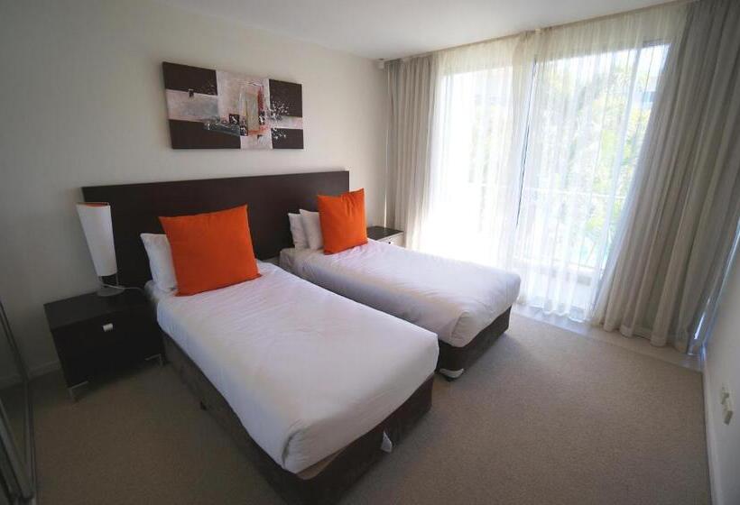 آپارتمان لوکس 2 خوابه, Azzura Greens Resort