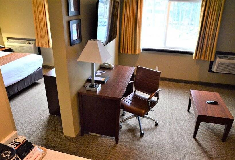 キングサイズベッドのスイートルーム, Comfort Inn & Suites Beaverton   Portland West