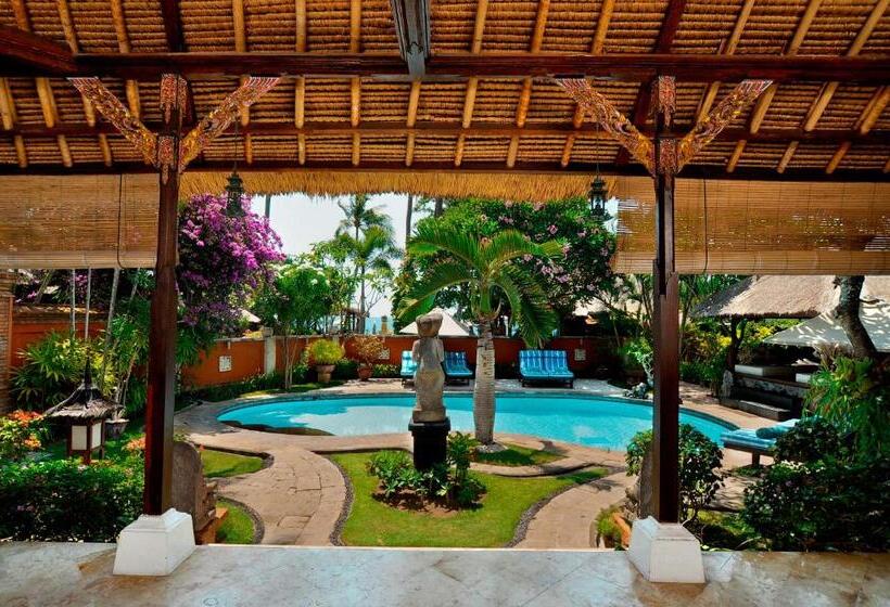 수영장이 있는 3베드룸 빌라, Puri Mas Boutique Resort & Spa