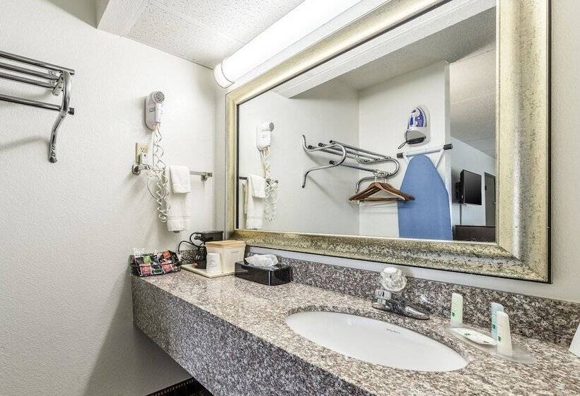 Номер Стандарт 2 Двуспальные Кровати, Quality Inn Simpsonville Greenville