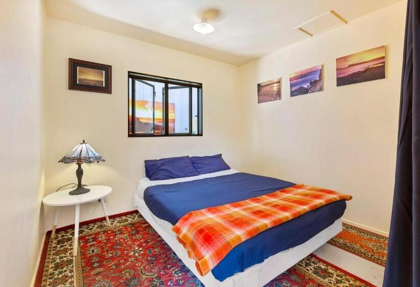 اتاق استاندارد, Raglan Backpackers