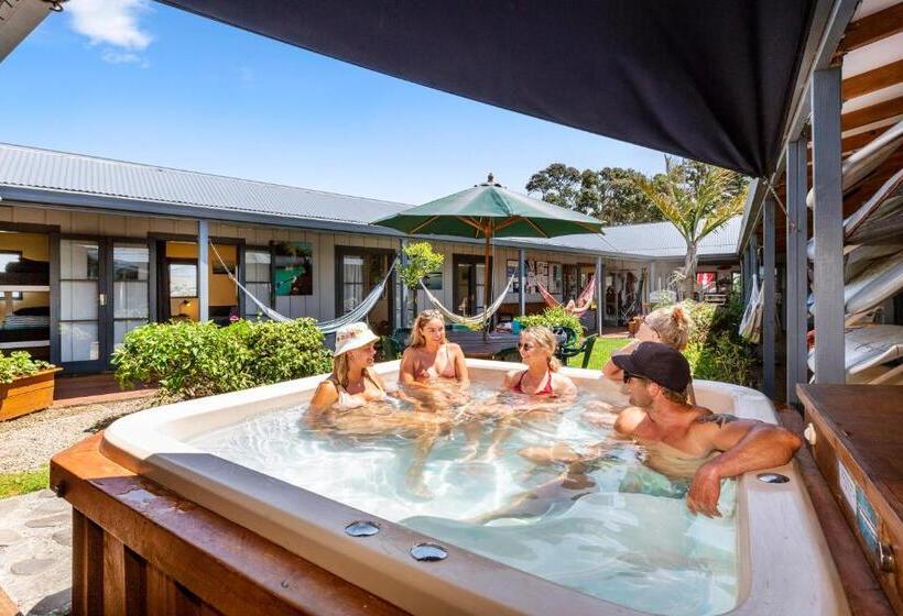 اتاق استاندارد, Raglan Backpackers