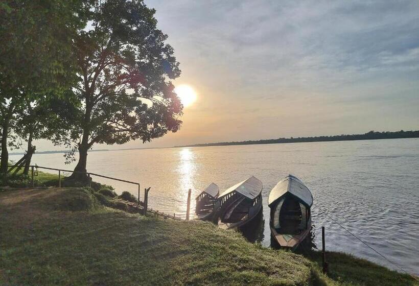 بنگله خانوادگی, Milia Amazon Lodge
