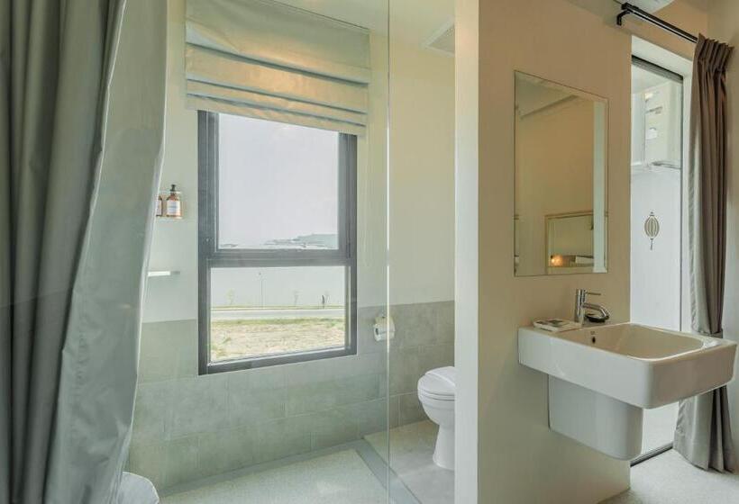 스탠다드 룸 킹사이즈 침대, Ang Pao Hotel Phuket