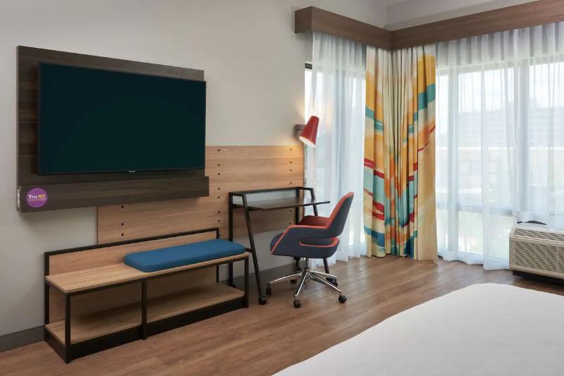 스탠다드 룸 킹사이즈 침대, Tru By Hilton Pompano Beach Pier