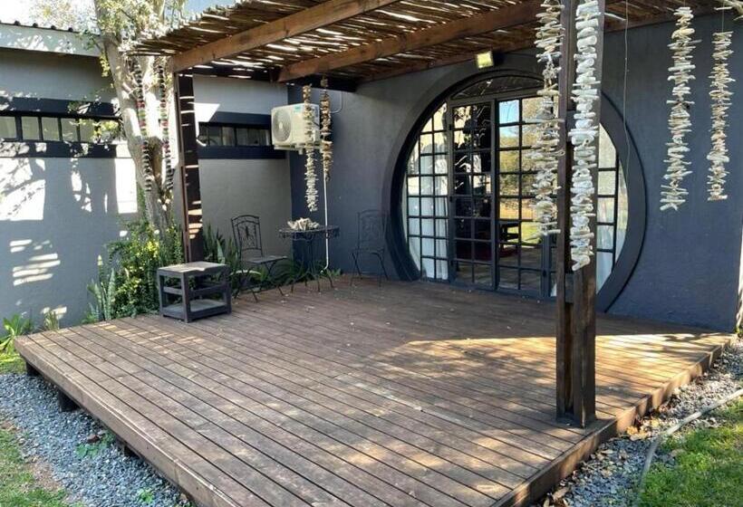Люкс с Террасой, Hippomoon Lodge Game Reserve