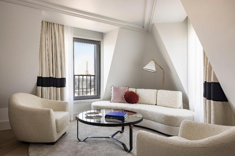 带大床的套房, Kimpton St Honoré Paris, an Ihg Hotel