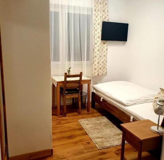 标准单人间, Gästehaus Traunreut   Monteur Und Gästezimmer
