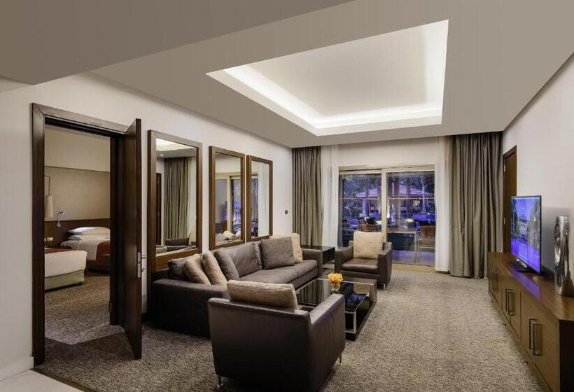 سوییت, Dusit Thani Lakeview Cairo