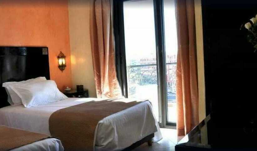 اتاق استاندارد چهار تخته, Mont Gueliz
