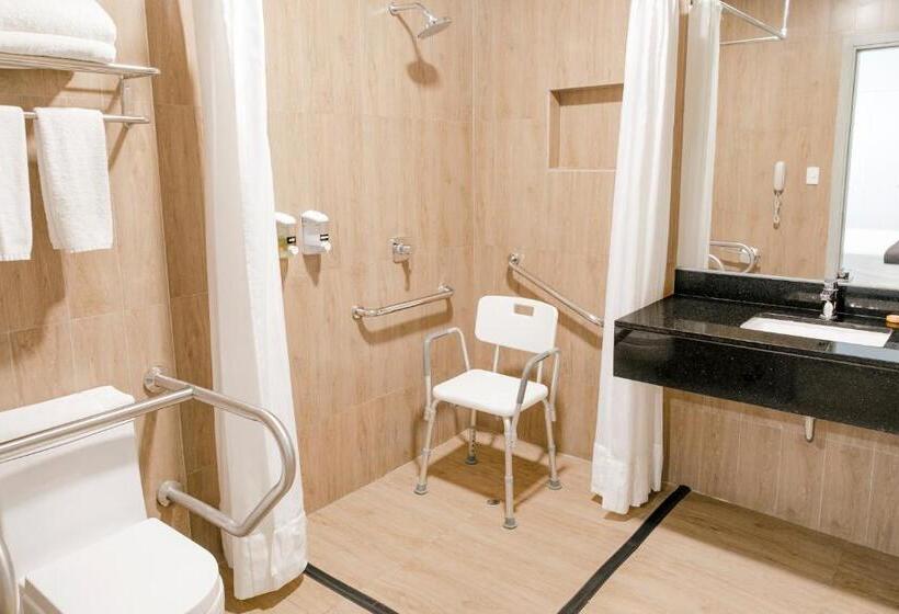 Habitación Estándar Adaptada para Discapacitados, Costa Del Sol Wyndham Tumbes