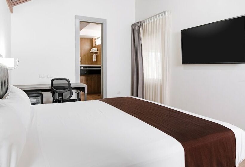 Номер Стандарт, Costa Del Sol Wyndham Tumbes
