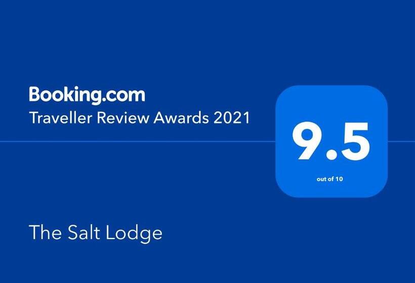Семейный Номер, The Salt Lodge
