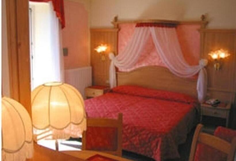 Номер Стандарт Вид на Озеро, Albergo Stella Alpina