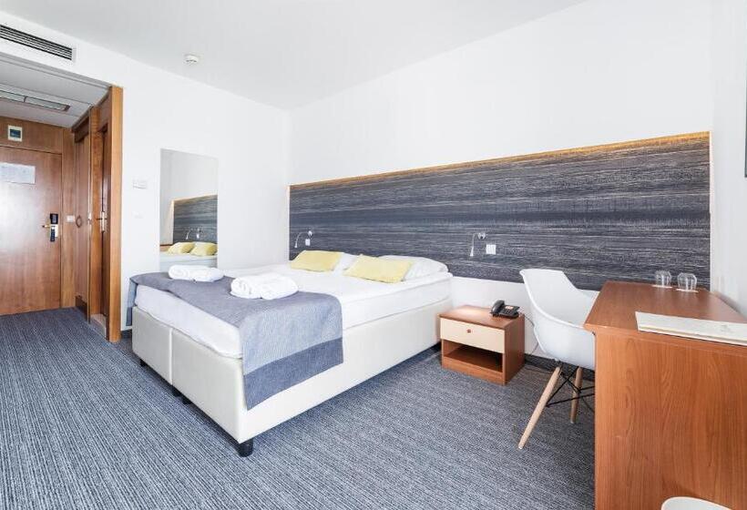 Standard Room with Balcony Side Sea View, Punta
